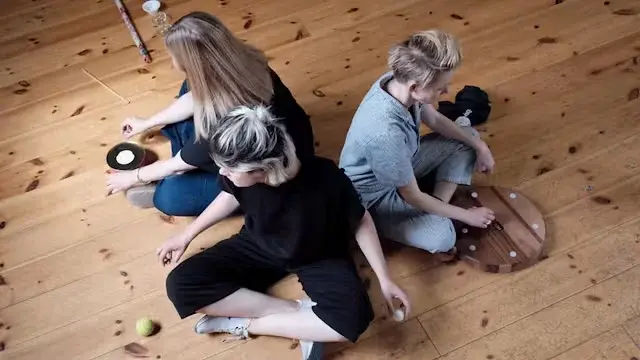 ILK x KU.BE nr. 8: TING + Johanna Sulkunen, Zola Mennenöh, Simon Mariegaard & Calum Builder