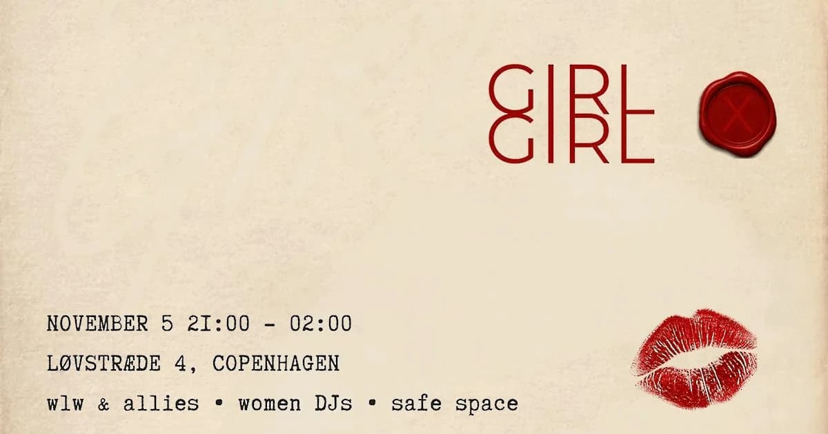 Girl x girl autumn