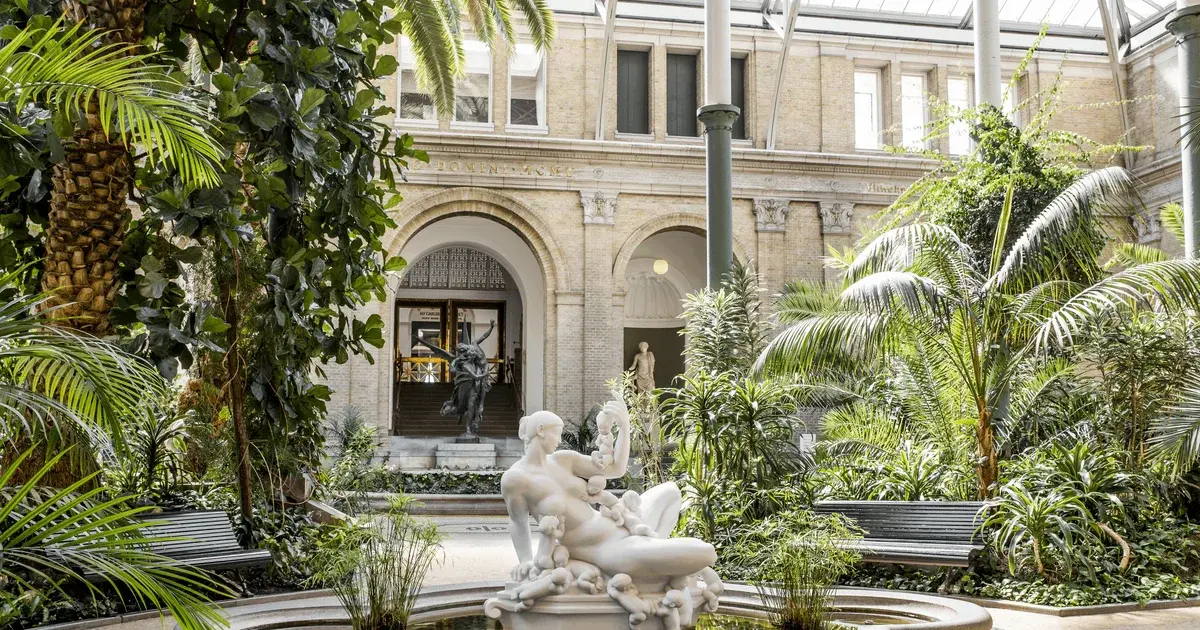 Textilskolen x Glyptoteket: Modeshow – Magtens kostume