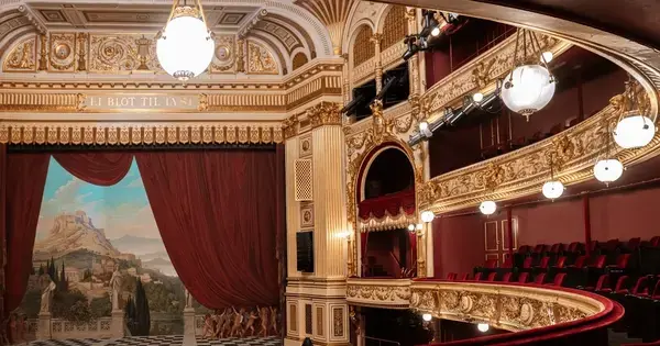 Guidet tur på Det Kongelige Teater – Gamle Scene