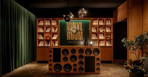 Le Sserafim - 2026 Le Sserafim Tour 'PureFlow' | Vinyl Room Upgrade