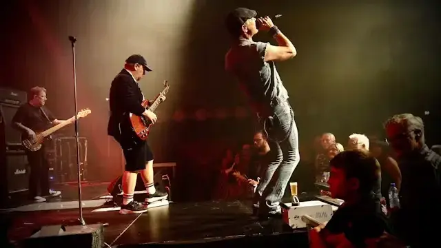 AC/DC Powerjam på Bartof Station